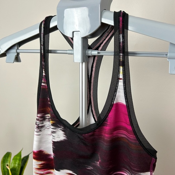 LULULEMON NWOT!  Cool Racerback Workout Tank Shine On Tank Top - Picture 4 of 9